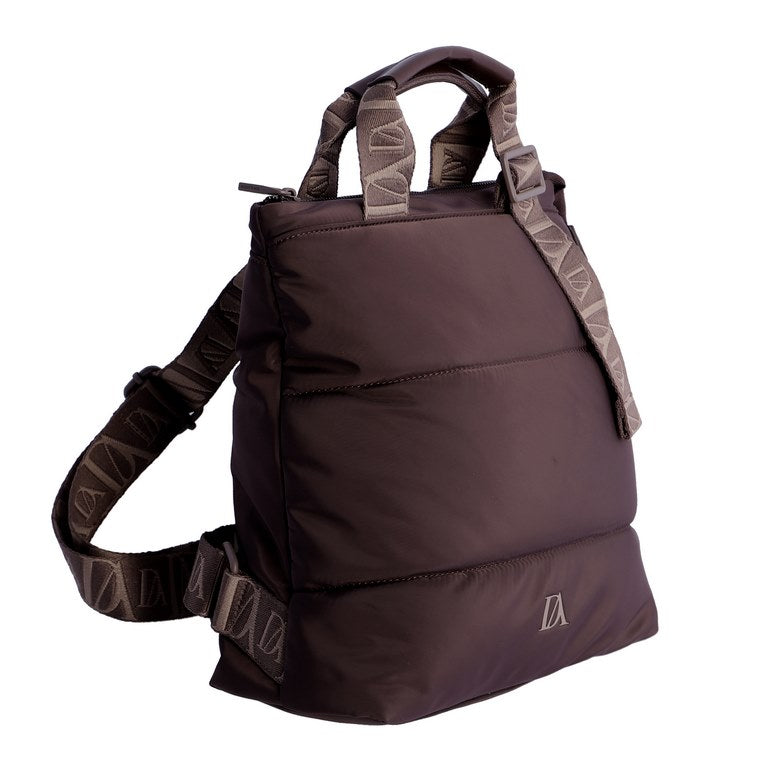 Mochila Acolchada con Asas Logo y Bolsillo Delantero, color marrón