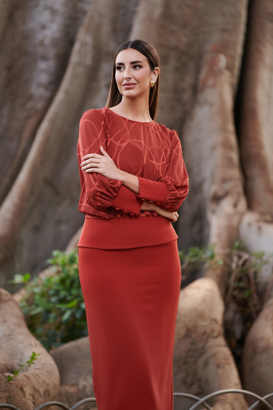 Vestido Midi Dos Piezas con Blusa Semitransparente
