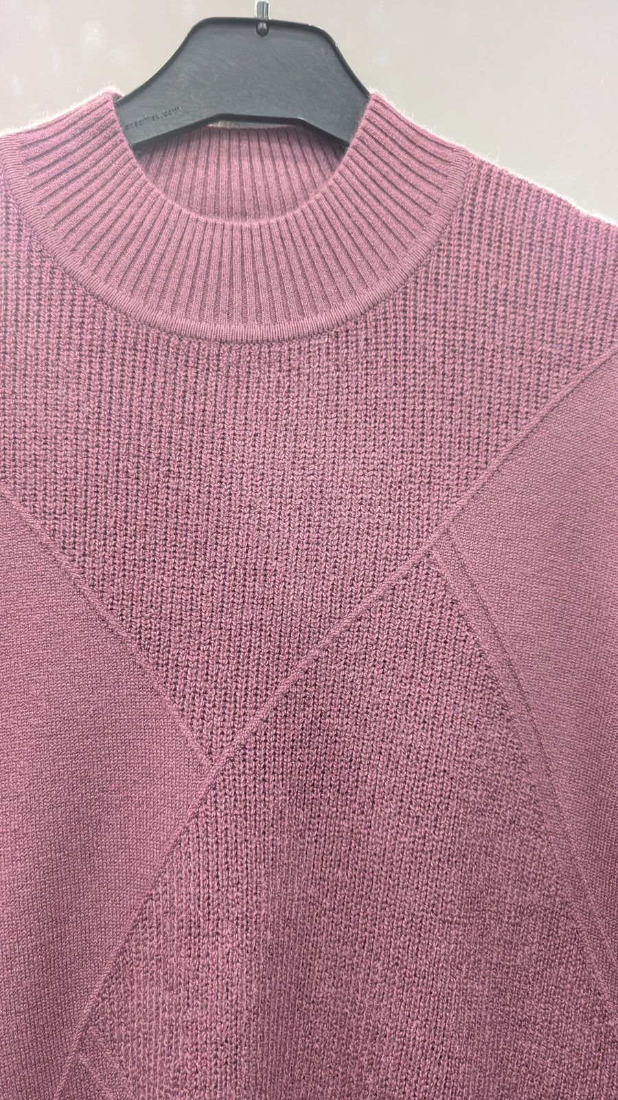 Jersey de Punto Texturizado con Canesú Geométrico