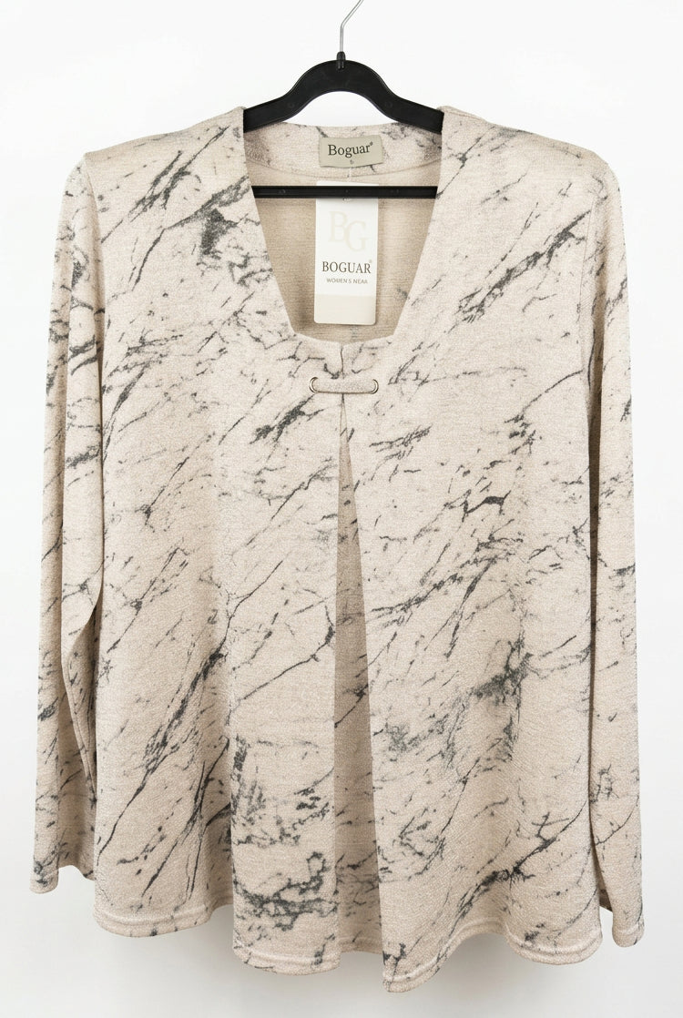 Blusa con Estampado Efecto Mármol en Tonos Crudo y Gris y Pliegue Central