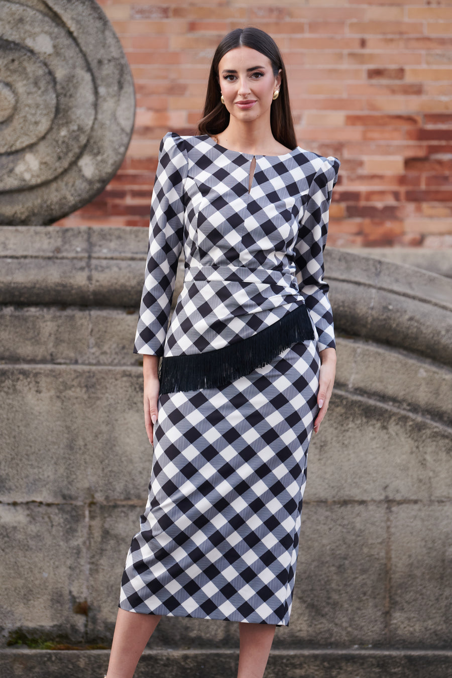 Vestido Midi Cuadros Vichy Marino con Fajín de Flecos y Manga Larga