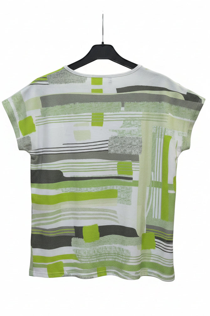 Camiseta Estampada en Tonos Verdes con Detalles Metalizados