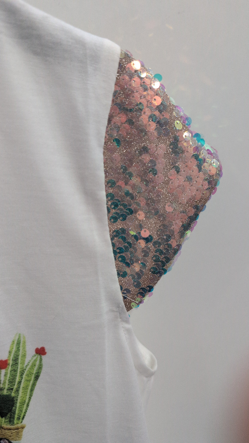 Camiseta Blanca "Cuba Chic" - Toque de Lentejuelas