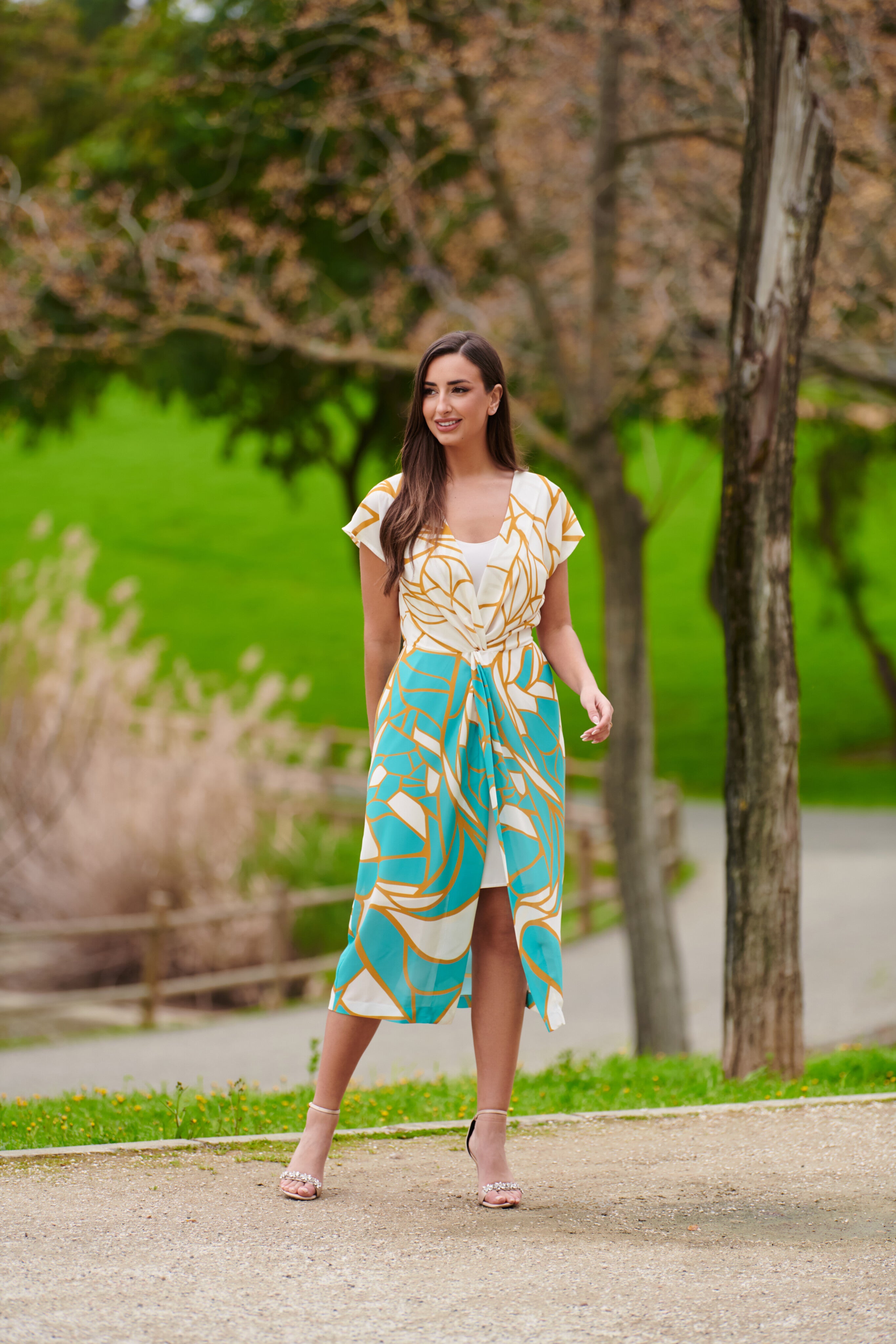Vestido Midi Estampado Geométrico Nudo