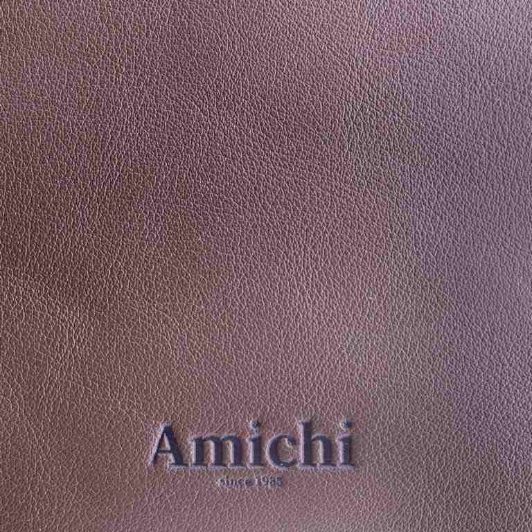 Bolso de Mano Amichi - Estilo Urbano y Versátil