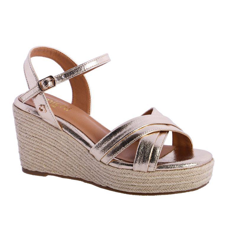 Sandalias de Cuña con Acabado Metalizado para mujer