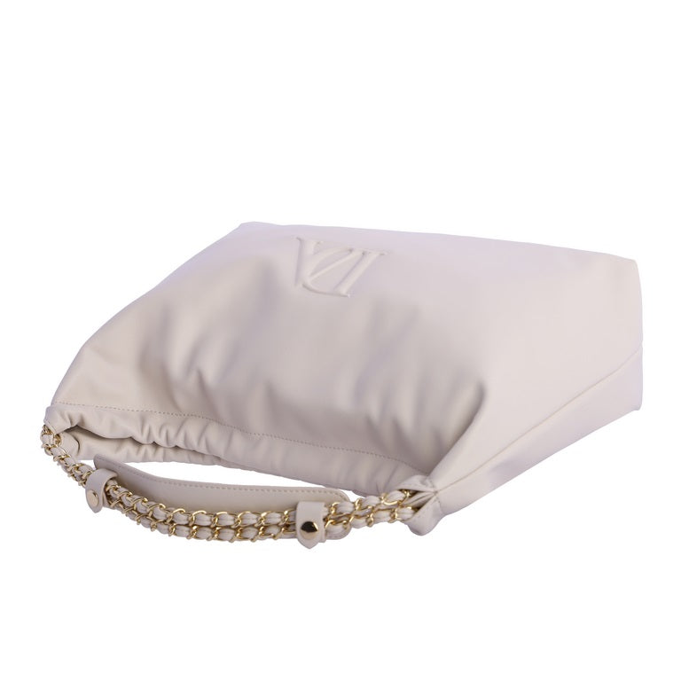 Bolso Hobo Minimalista con Detalle de Cadena - Edición Elegance
